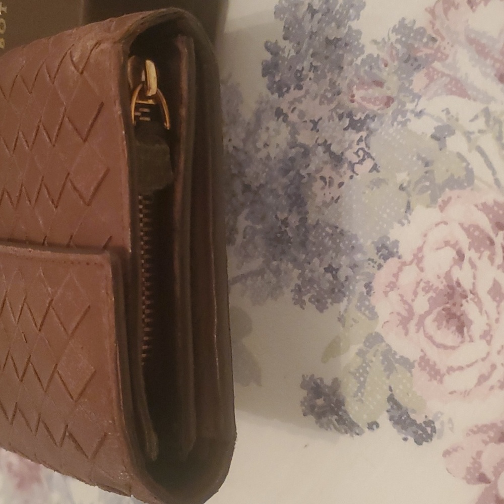 ****SOLD**** Bottega Venetta brown Intrecciato leather Continental long wallet - Picture 5 of 7